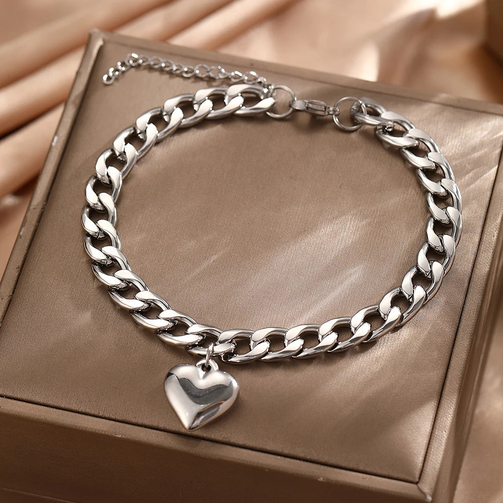 DGIDDK Stainless Steel Heart Pendant Ankle Chain for Women, Simple and Fashionable Cuban Chain, Summer Beach Ankle Jewellery