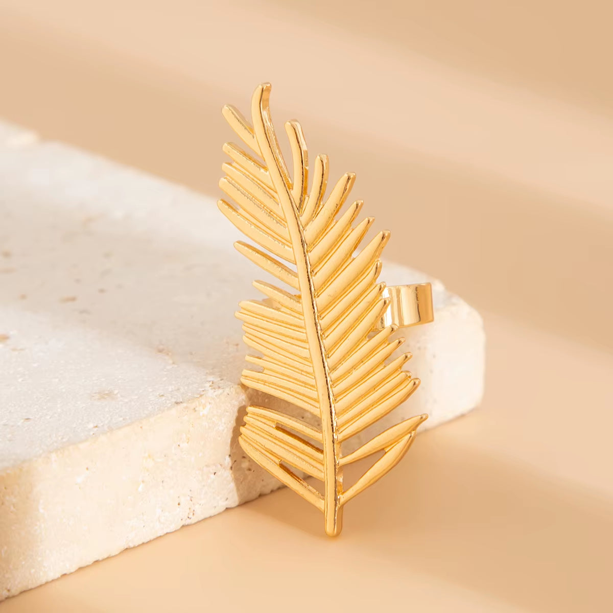 Bague Tendance Femme | Métal Élégant et Moderne
