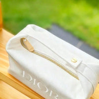 ’S Bag Elegant White Canvas Cosmetic Storage Bag Handheld Embroidered Logo Travel Toiletry Pouch Multi-Purpose Daily Carry