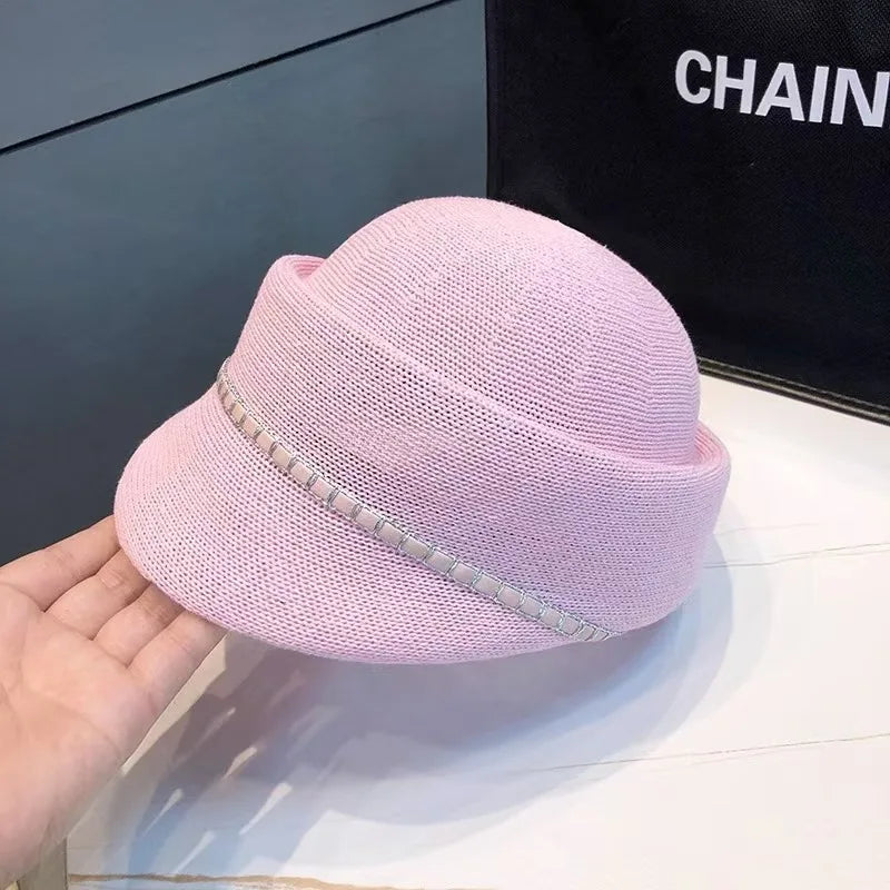 New Spring and Summer Thin Breathable Equestrian Hats for Women Show Small Face Outdoor Travel Photo French Elegant Retro Berets