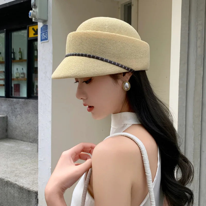 New Spring and Summer Thin Breathable Equestrian Hats for Women Show Small Face Outdoor Travel Photo French Elegant Retro Berets