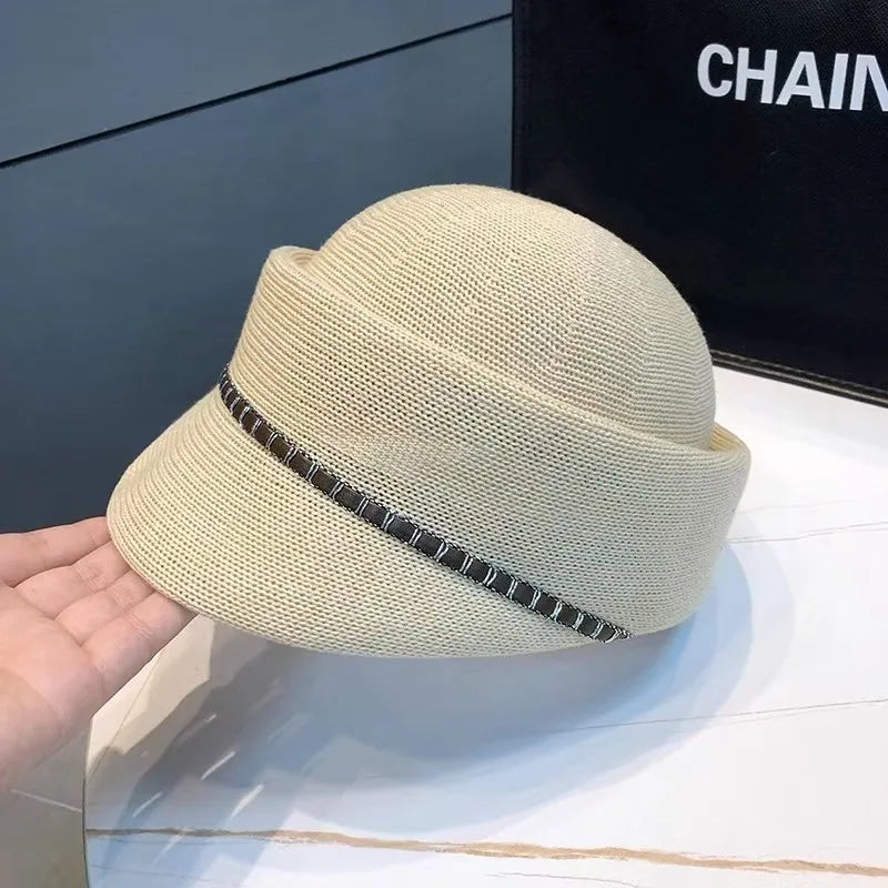 New Spring and Summer Thin Breathable Equestrian Hats for Women Show Small Face Outdoor Travel Photo French Elegant Retro Berets