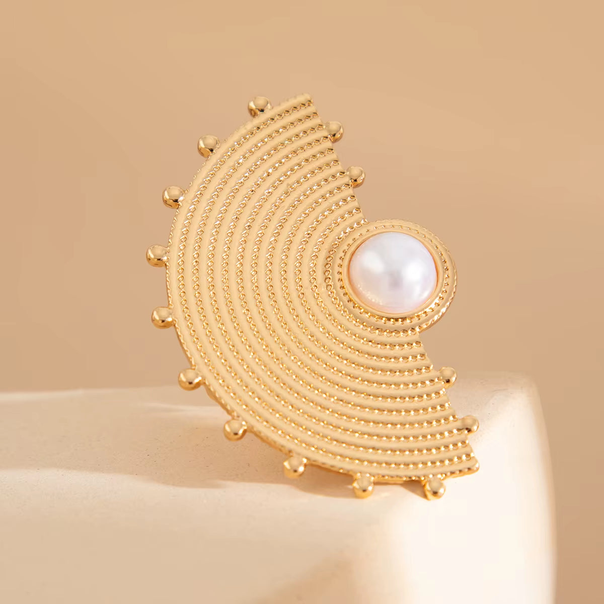 Bague Tendance Femme | Métal Élégant et Moderne