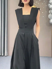 2022 Summer Black Suit Women'S Summer Thin Fashion V-Neck Sleeveless Waist Solid Wide Leg Jumpsuit
