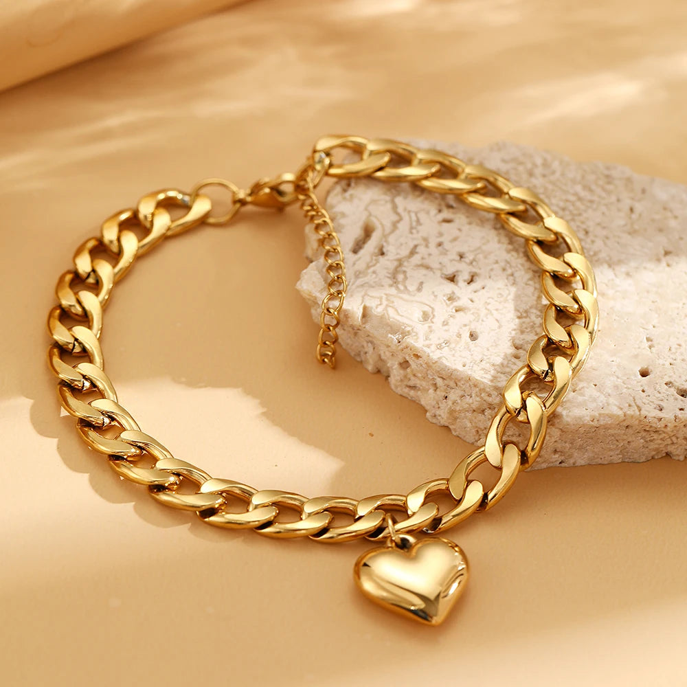 DGIDDK Stainless Steel Heart Pendant Ankle Chain for Women, Simple and Fashionable Cuban Chain, Summer Beach Ankle Jewellery
