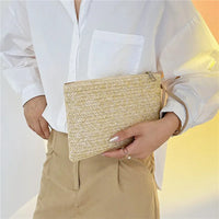 Clutch Bag for Women Handmade Backpack Fashion Ladies Wristlet Girl Phone Solid Straw Woven Coin Purse Beach Wallet Fresh Sweet