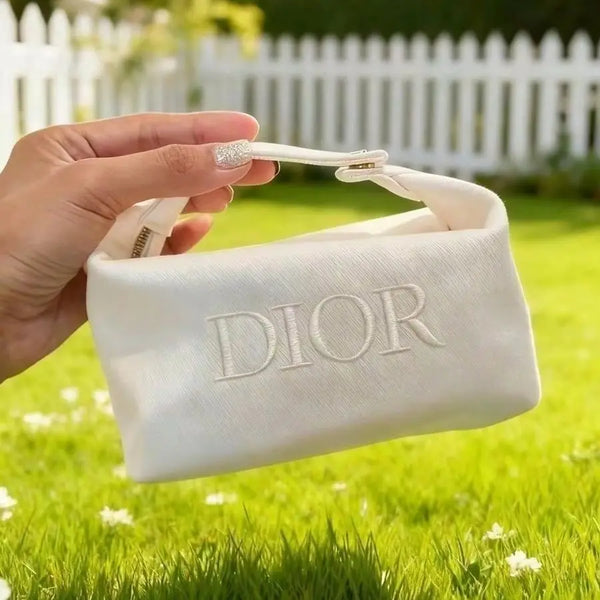Trousse de Toilette Femme | Toile Blanche Brodée